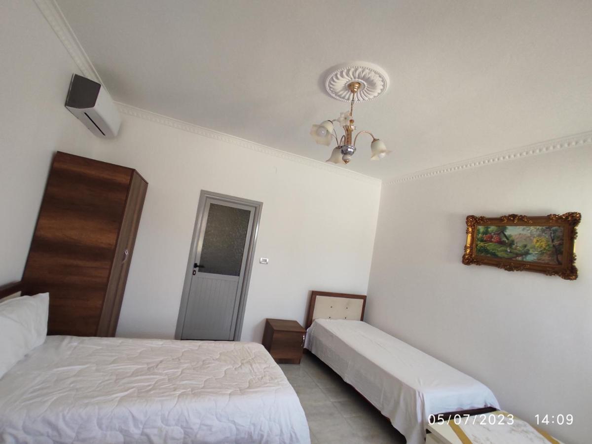 Guest House Pashollari Berati Exterior foto