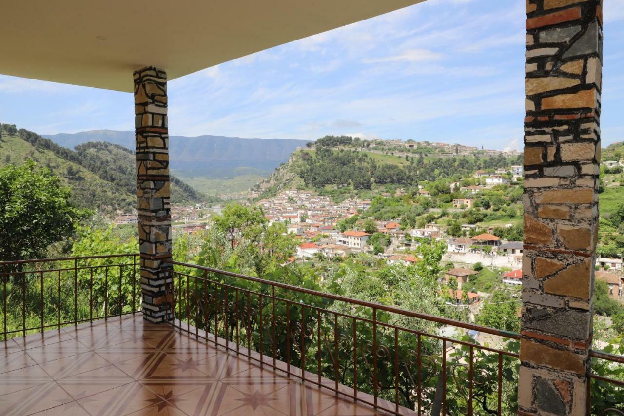 Guest House Pashollari Berati Exterior foto