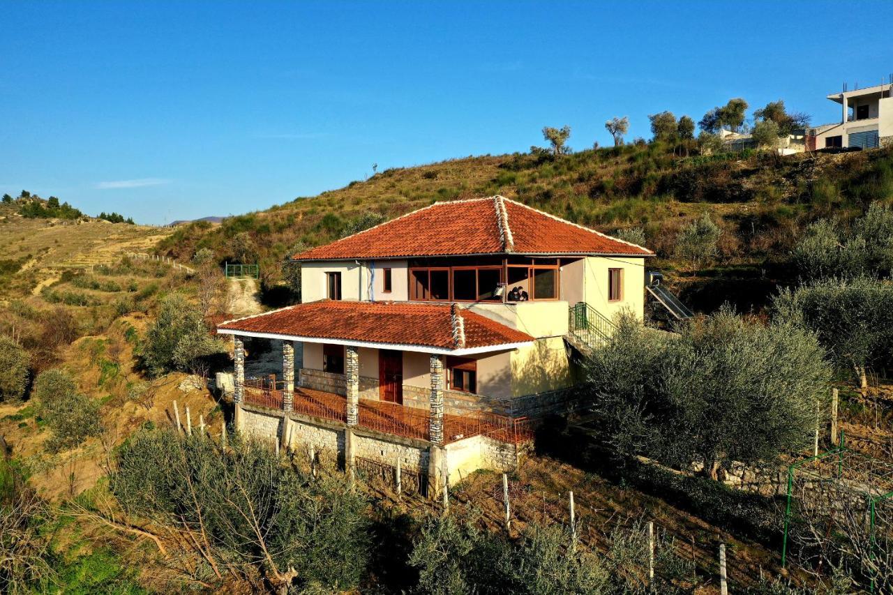 Guest House Pashollari Berati Exterior foto