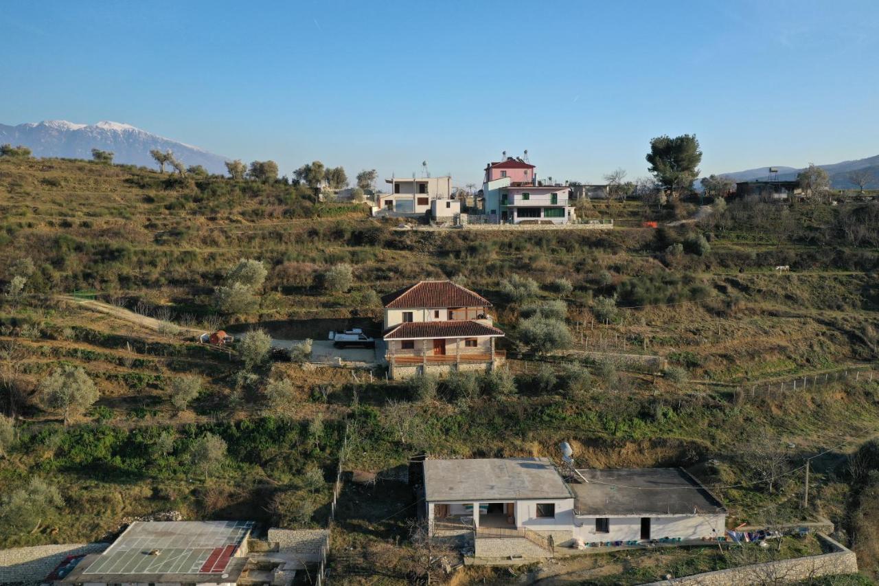 Guest House Pashollari Berati Exterior foto